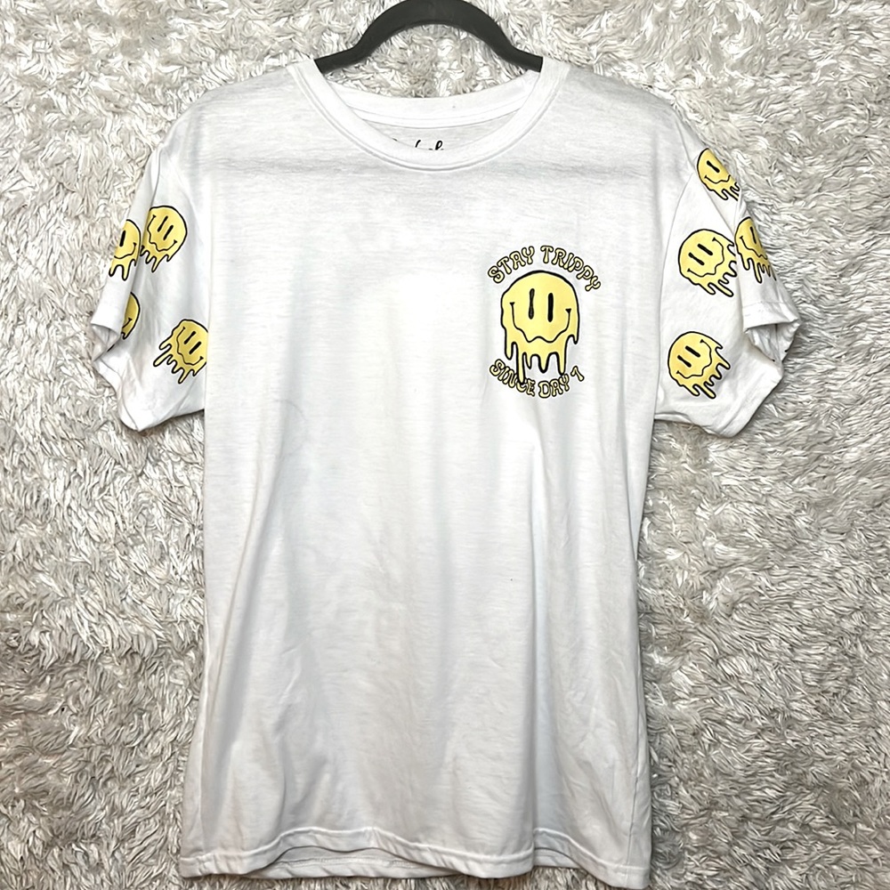 WEEKED WARRIOR Happy Face Drip